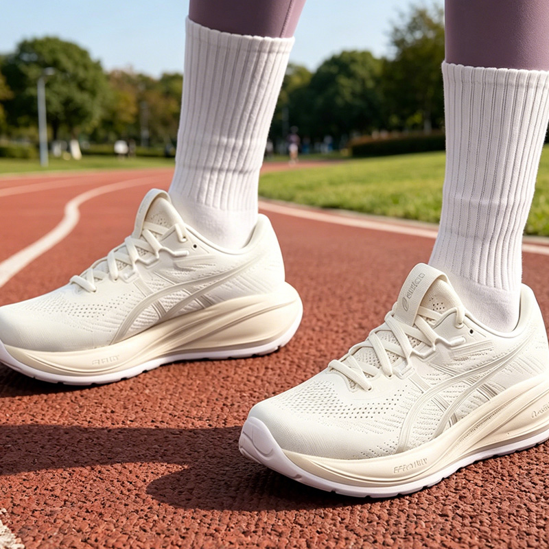 Scarpe da corsa Asics da donna - Table Tennis Shoes Asics recensione e prezzo